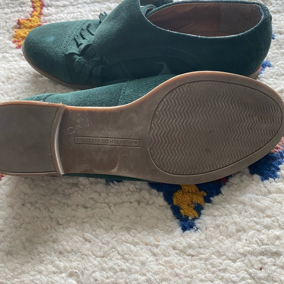 Tommy Hilfiger Oxford Buckle Shoes-Size 8 - Picture 3 of 3